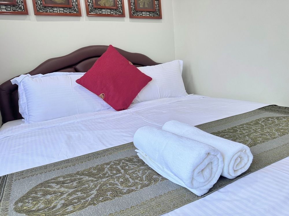 undefined Longzhu Guesthouse 9