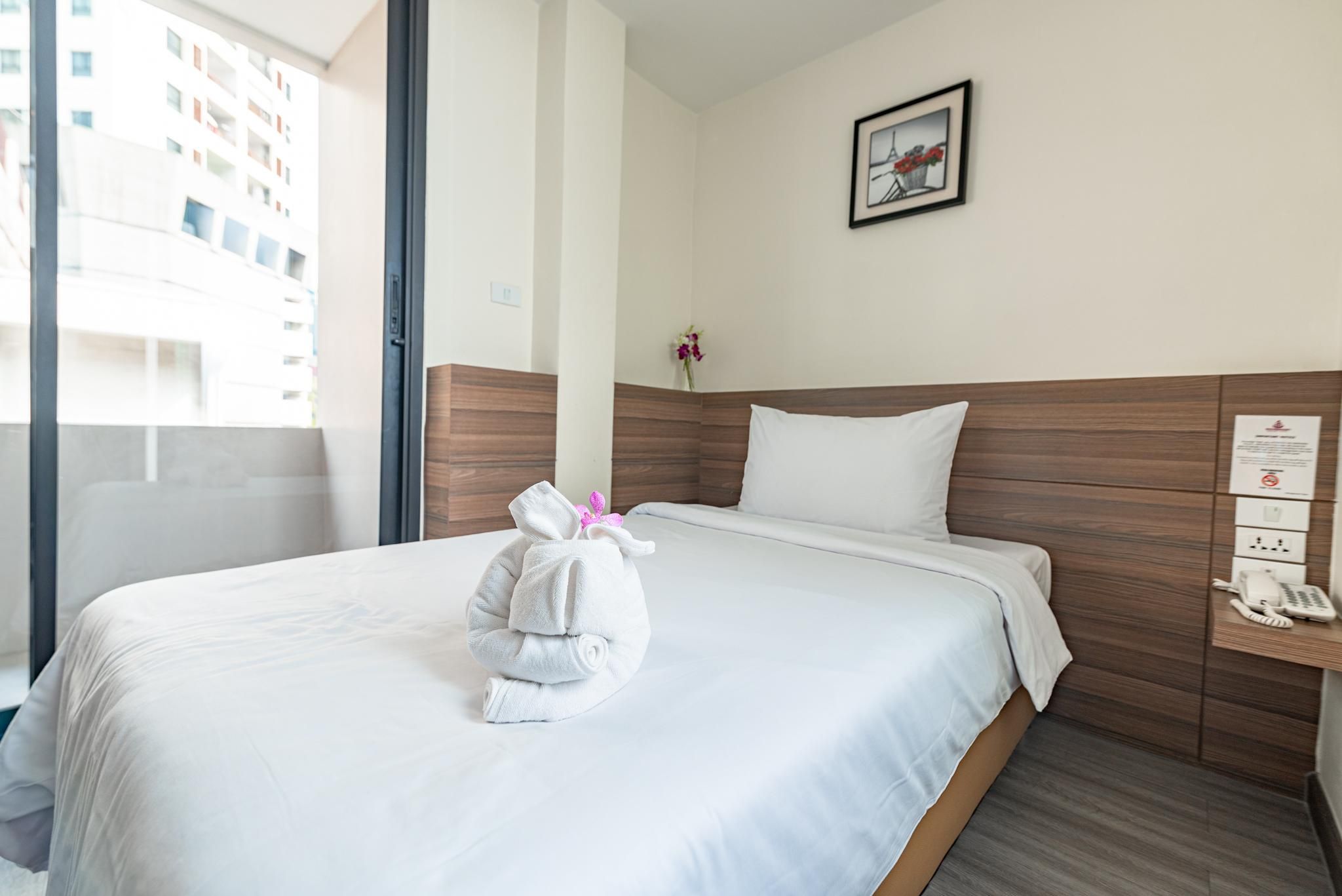Premier Single Room