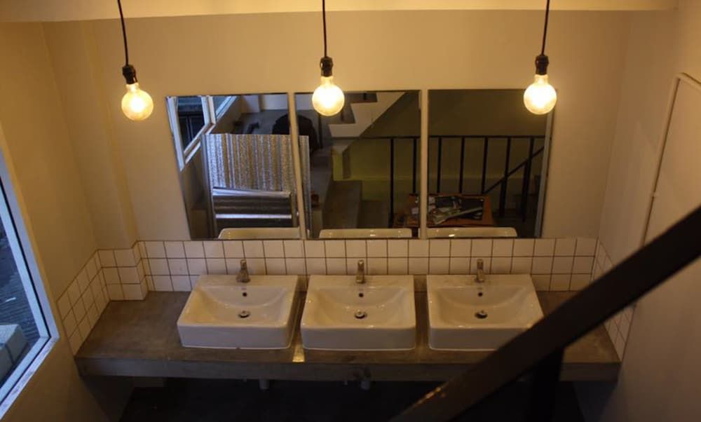 undefined Pho Hostel 6