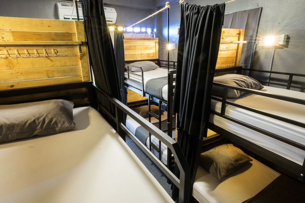 Assembly Hostel Mix Dormitory 4