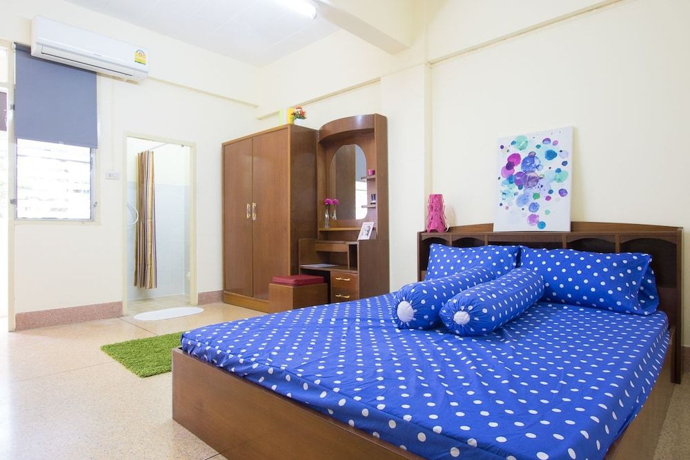 undefined Homeplace Residence 6