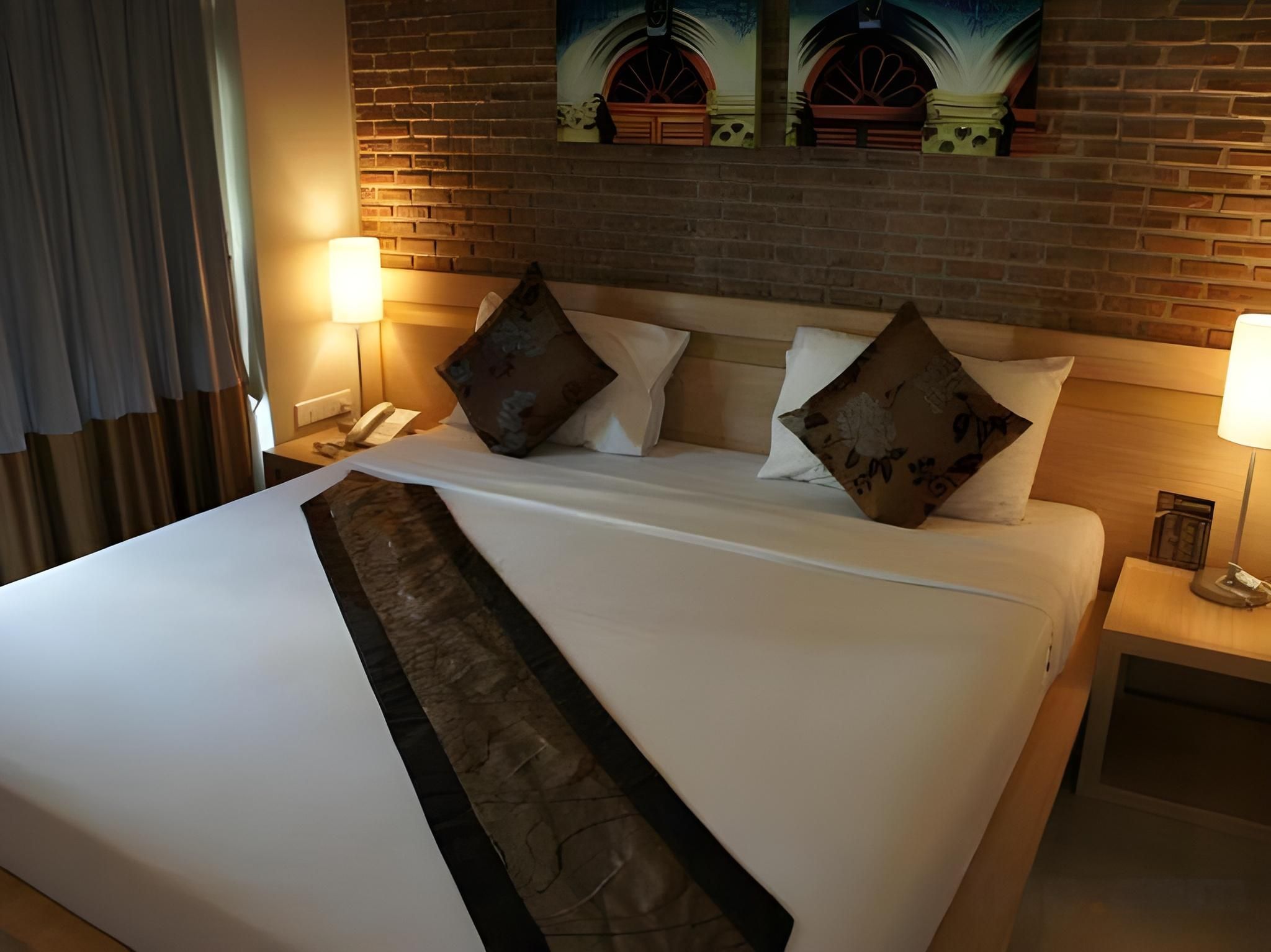 undefined Chinotel 4