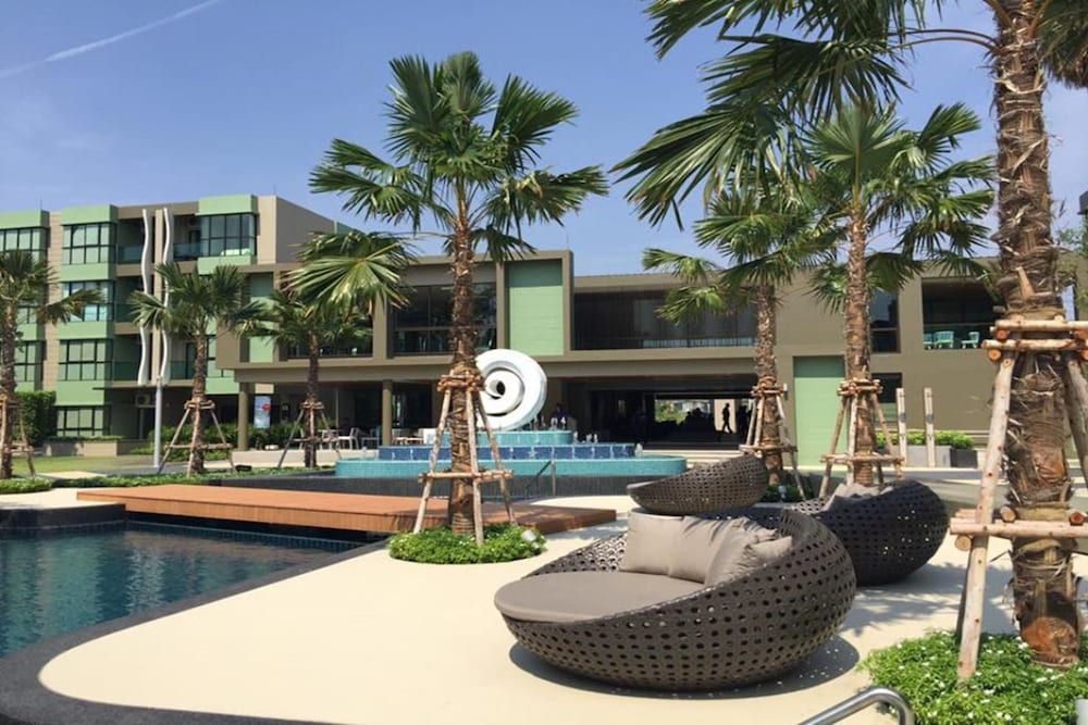 undefined LPN Park Beach Cha-am Beachfront 7