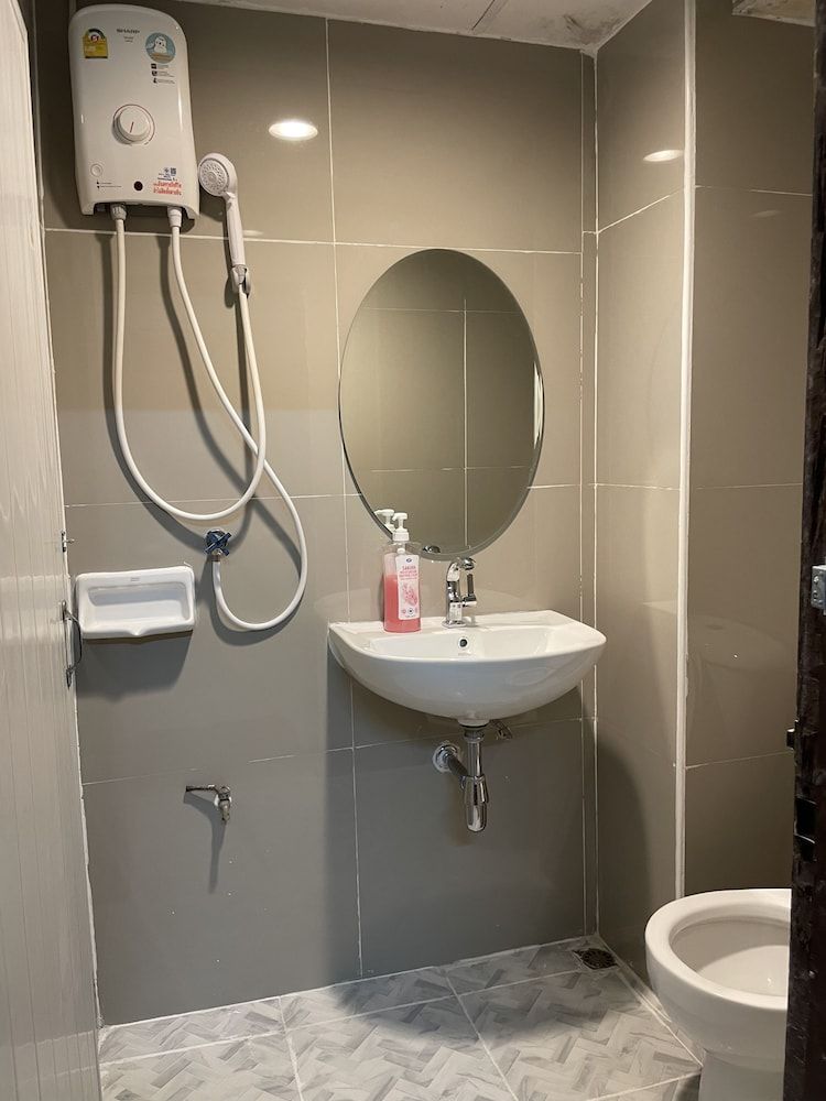 Gedkanok Apartment Standard Double Room 20