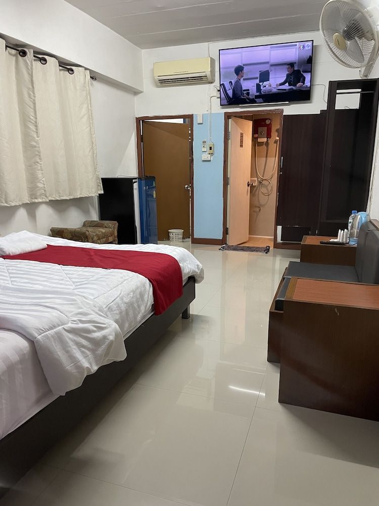Gedkanok Apartment Standard Double Room 24