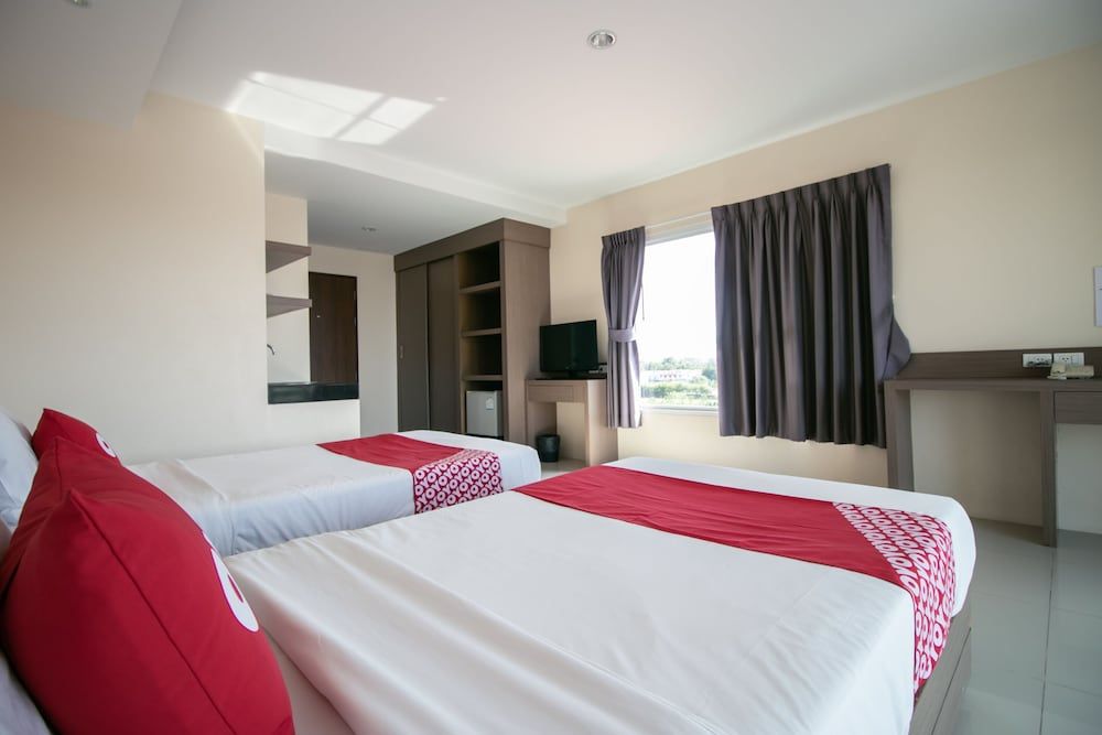 OYO 488 Delight Residence Superior Twin Room 6