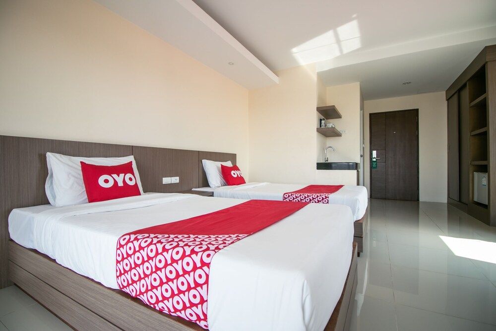 OYO 488 Delight Residence Superior Twin Room 5