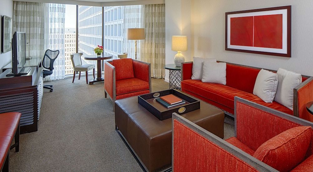 undefined DoubleTree by Hilton Hotel Houston - Greenway Plaza 6