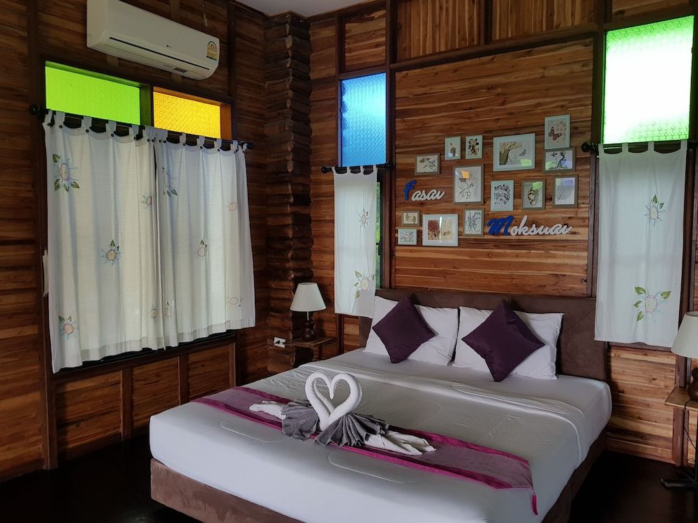 Deluxe Double Room with Air Condition