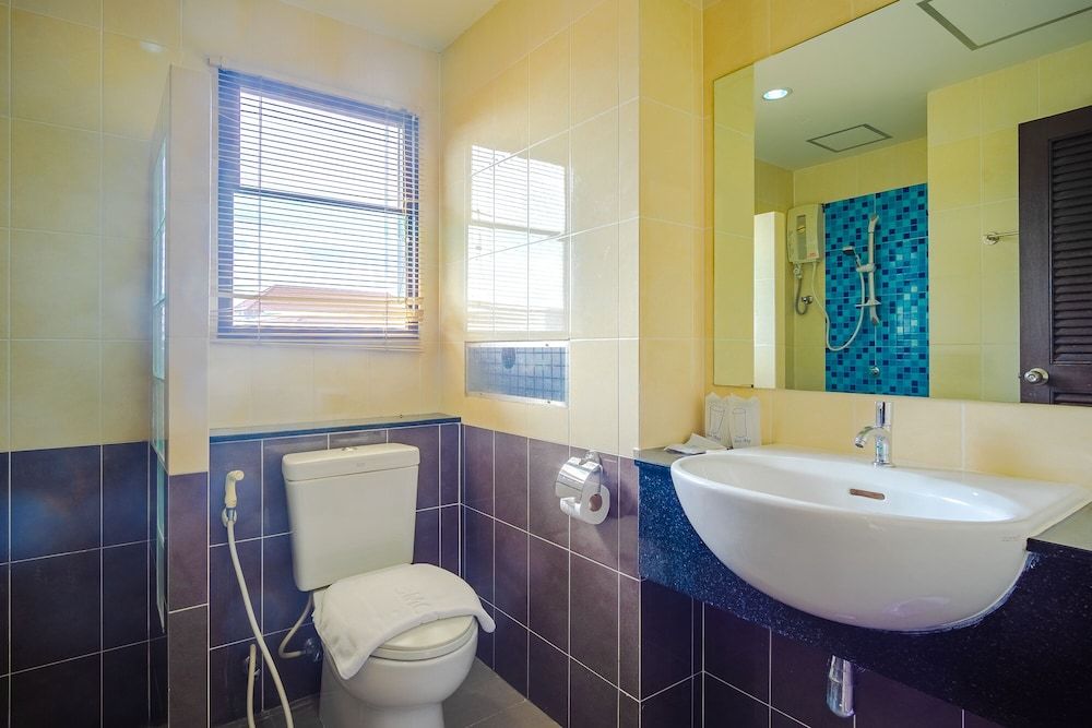 AJ Residence Superior Room 4