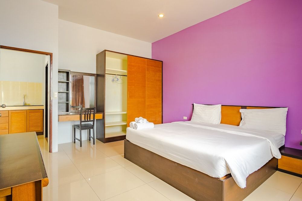 AJ Residence Suite, 2 Bedrooms 7