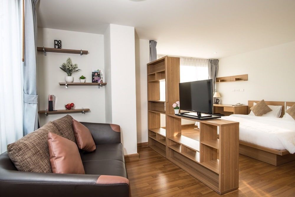 Winner Prachinburi & Serviced Apartment Deluxe Room 4