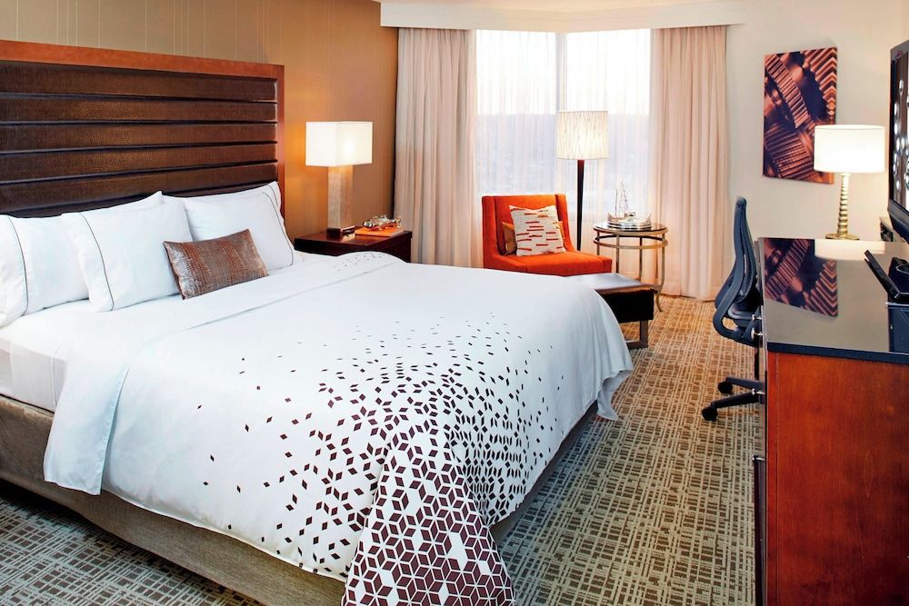 Club Room, 1 King Bed