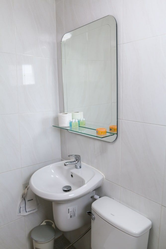 Kavil Guesthouse Large Twin Room 4