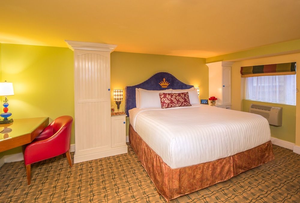 undefined King George Hotel