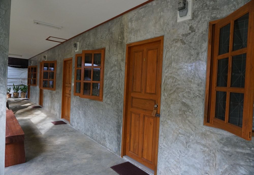 Ban Suan Tawan Chiang Dao Standard Double Room 3