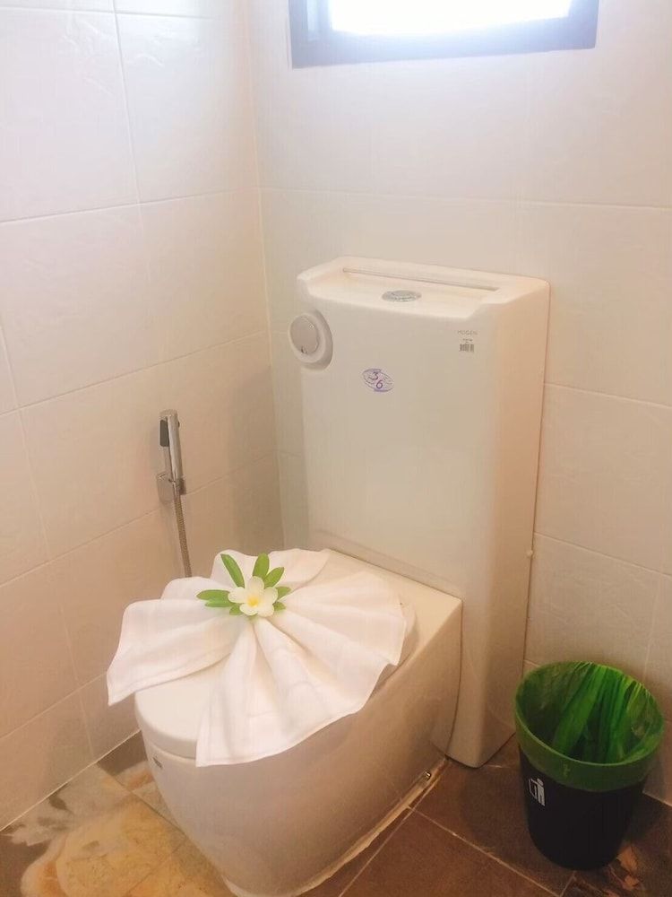 Khaolak Mountain View Deluxe Room, 1 Bedroom, Non Smoking, Pool View 7