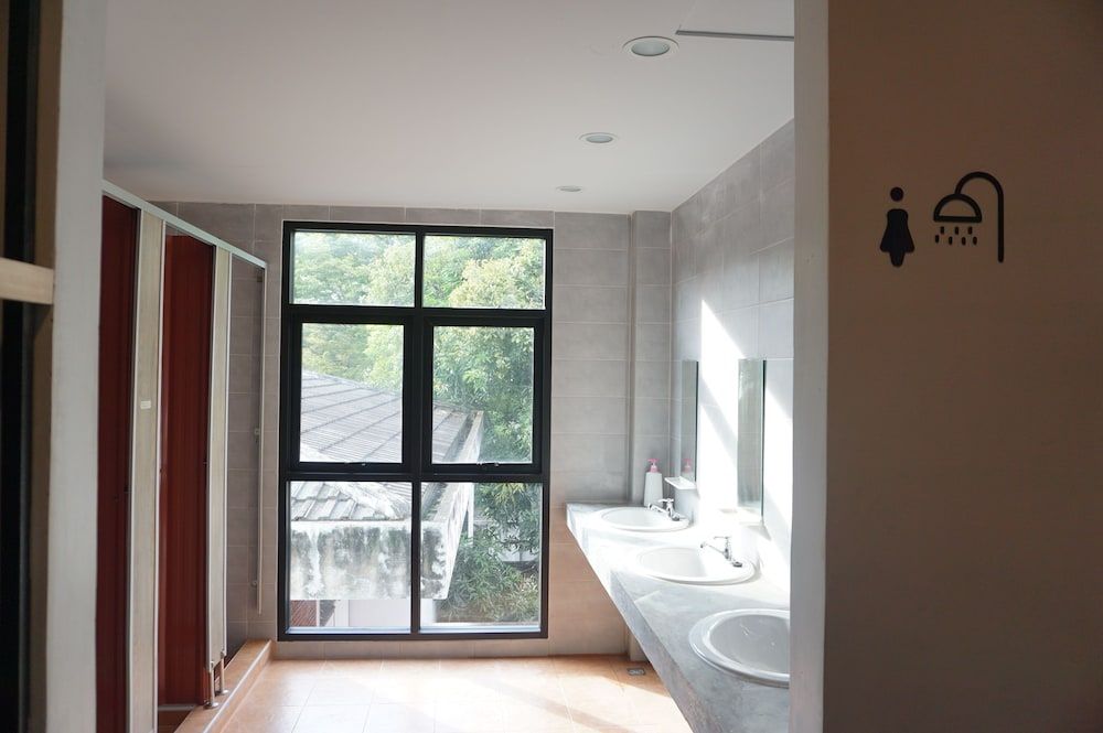 undefined Feel Good Bangkok Hostel 10