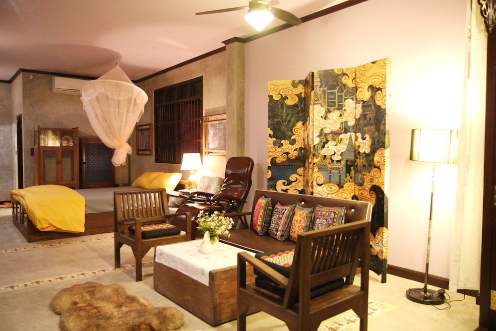 Bang Luang House Studio Suite 10