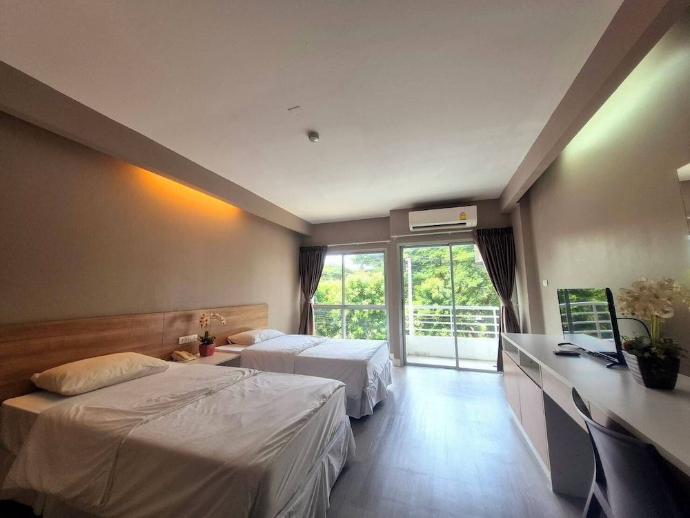 undefined J Park at Chinnakhet 10