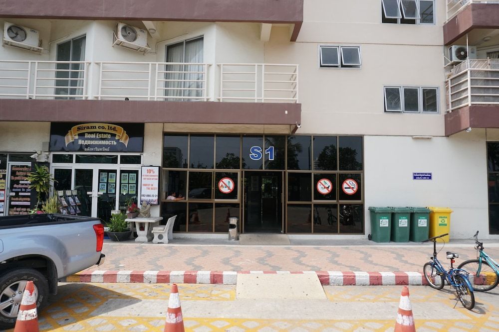 undefined Jomtien Beach Condominium 4