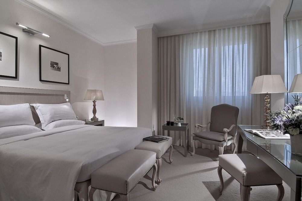 Starhotels Tuscany Classic Double Room 3