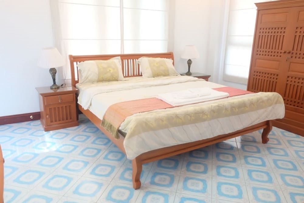 Majestic Villas Phuket Guesthouse (Room Number 3) 4