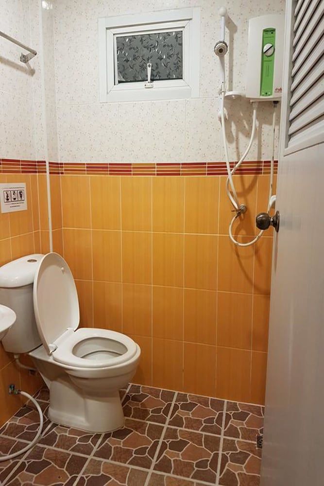 undefined Bann Lom Le Huahin