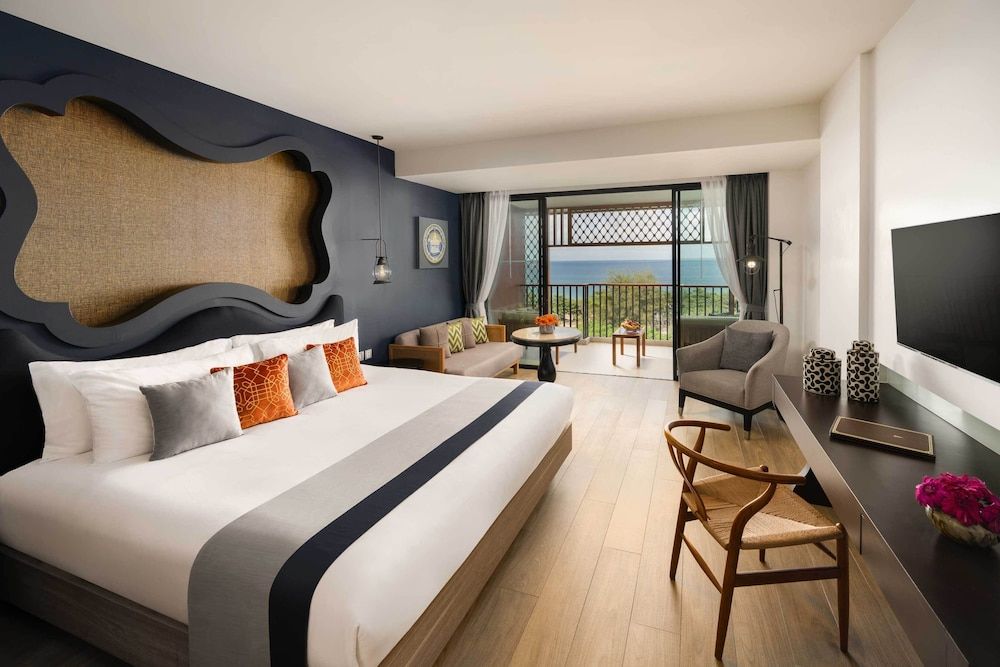 Premier Room, 1 King Bed, Balcony, Sea View