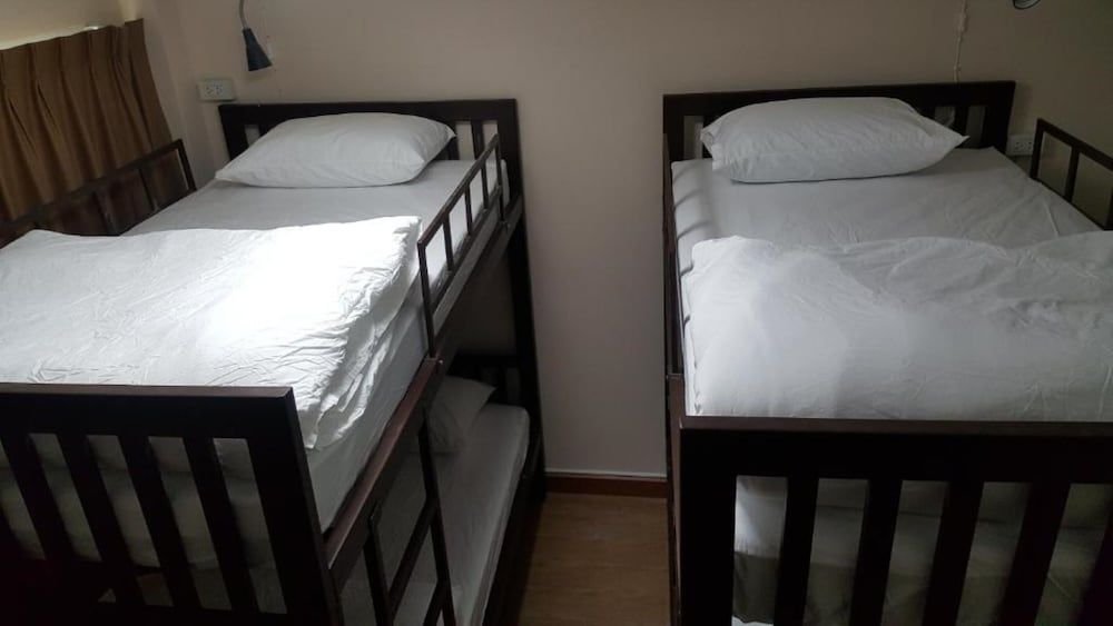 undefined Small Space Cafe and Hostel 3