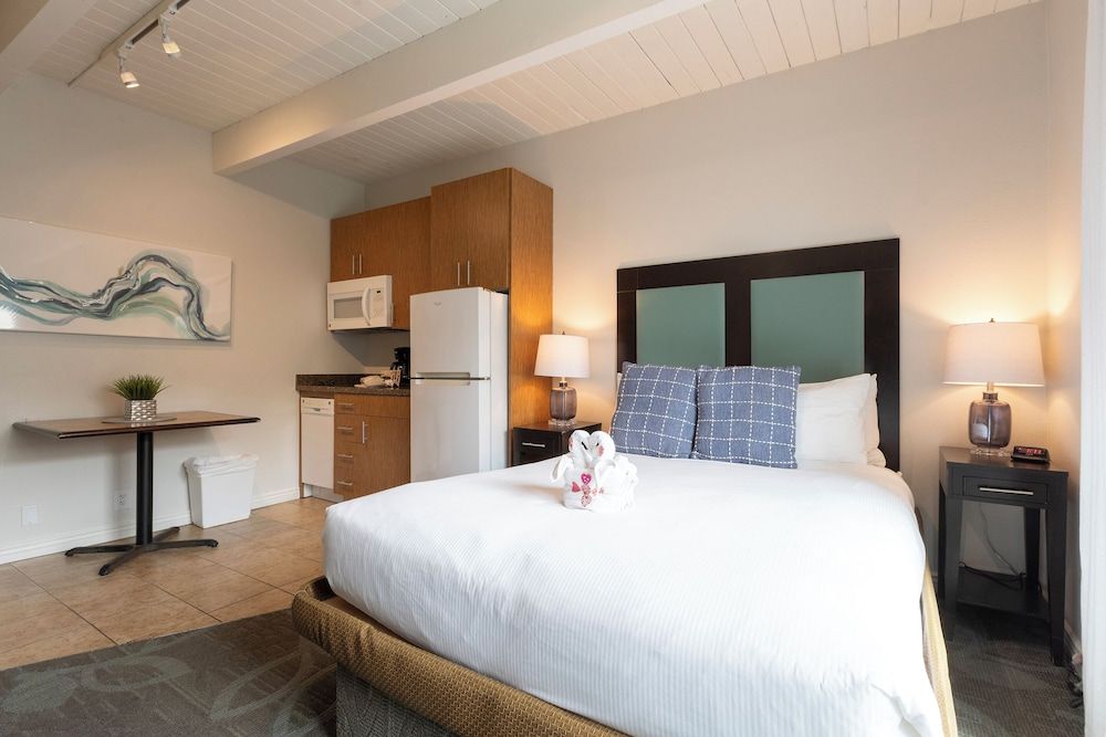 San Clemente Inn Standard Studio, 1 Queen Bed 4