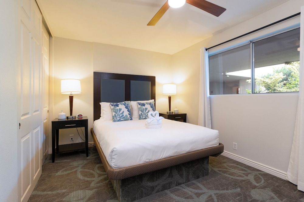 San Clemente Inn Deluxe Suite, 1 Bedroom 2