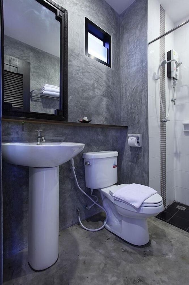 Karon Sino House Single Room 3