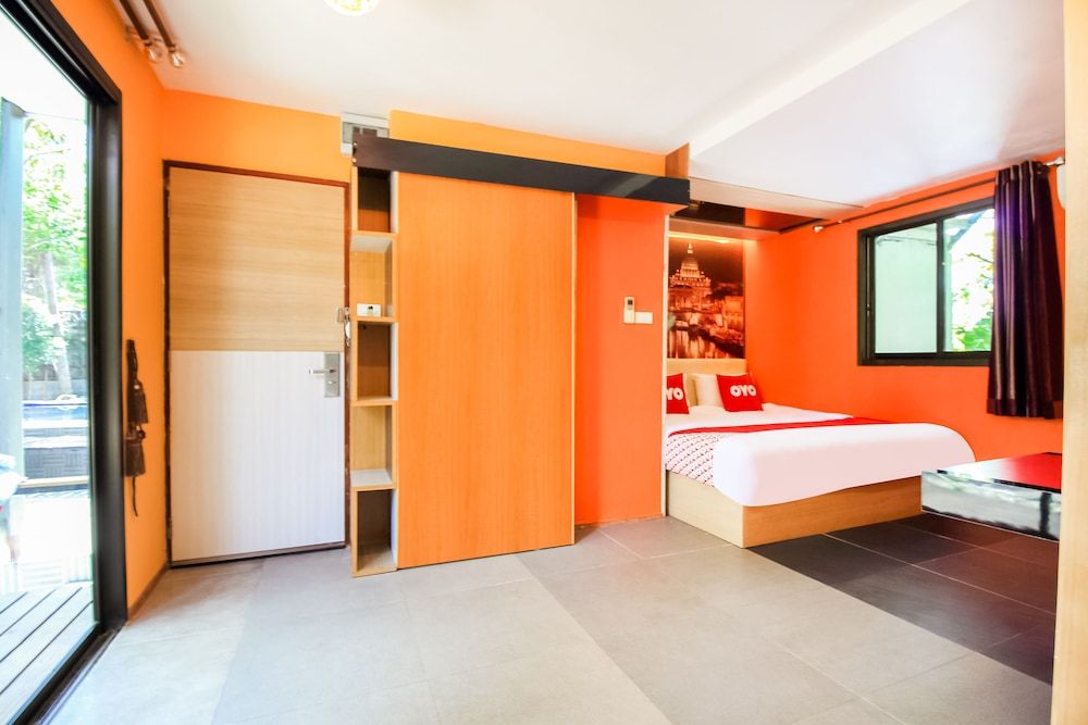 undefined OYO 271 The Resort Romklao 6