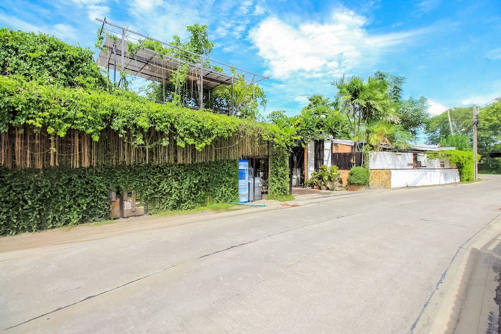 undefined OYO 271 The Resort Romklao 2