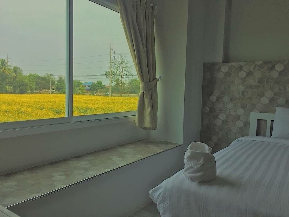Kosit One Hotel Standard Twin Room, 2 Twin Beds, Hill View 4