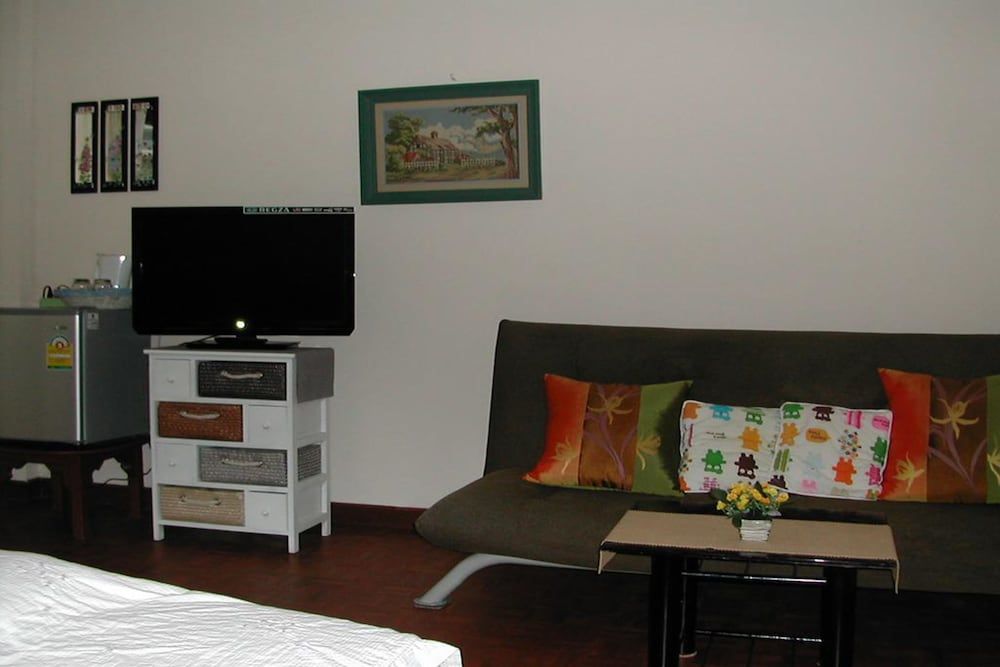 Hua Hin Tour Guesthouse Room 6