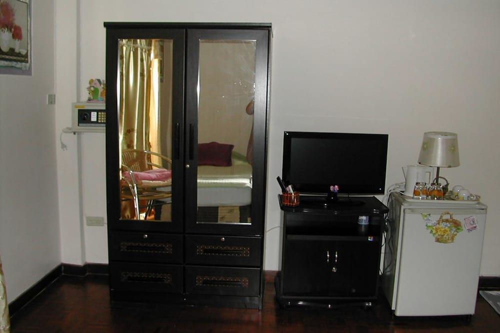 Hua Hin Tour Guesthouse Room 10
