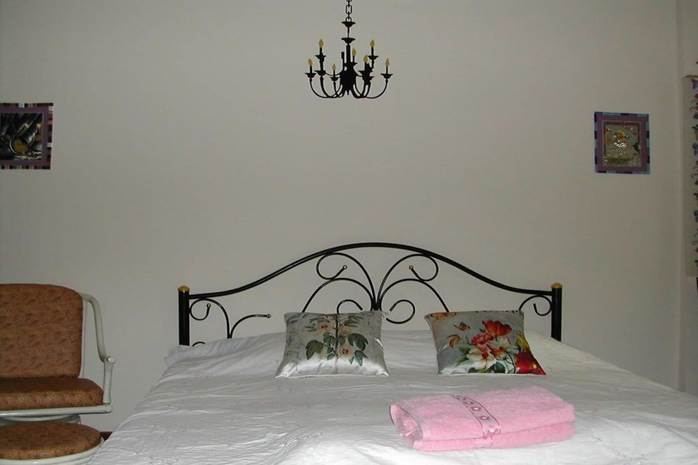 Hua Hin Tour Guesthouse Room 2