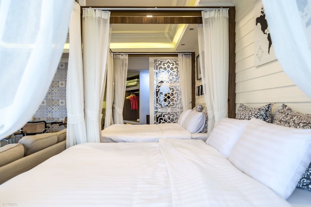 undefined Sandy Beach Condo 17D 6
