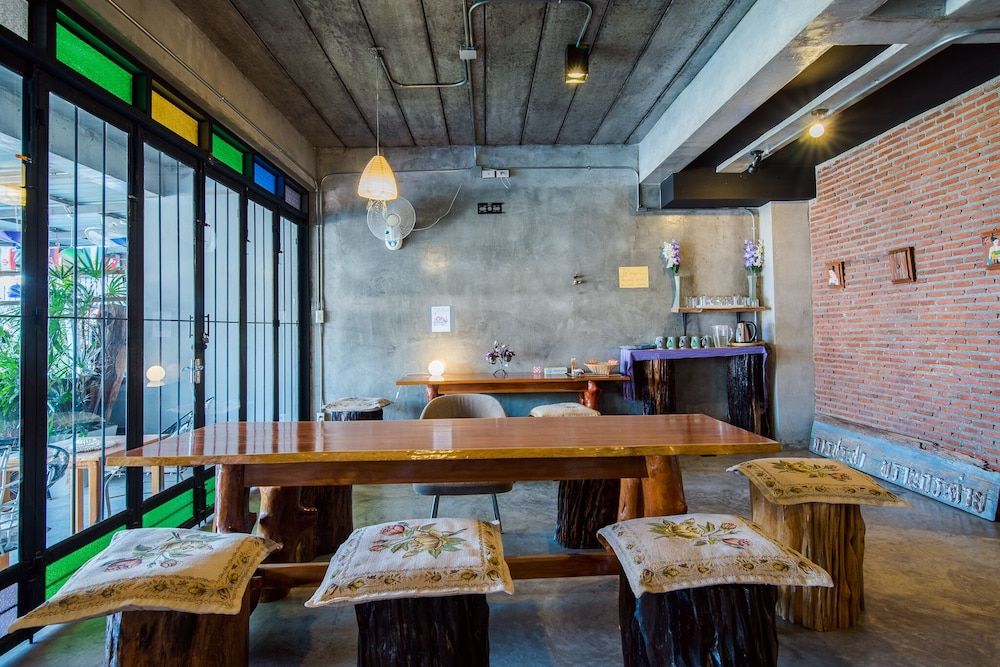 undefined Lovely Guesthouse 94 7