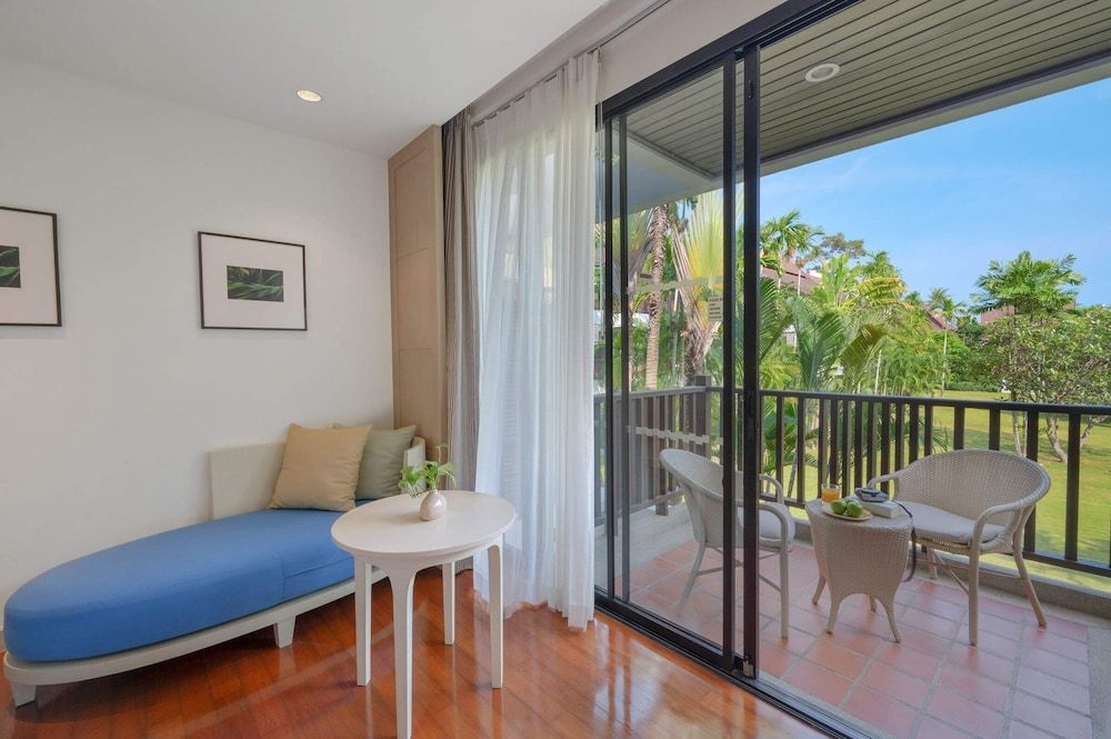 Amari Koh Samui Superior Room, 2 Twin Beds, Pool View 2