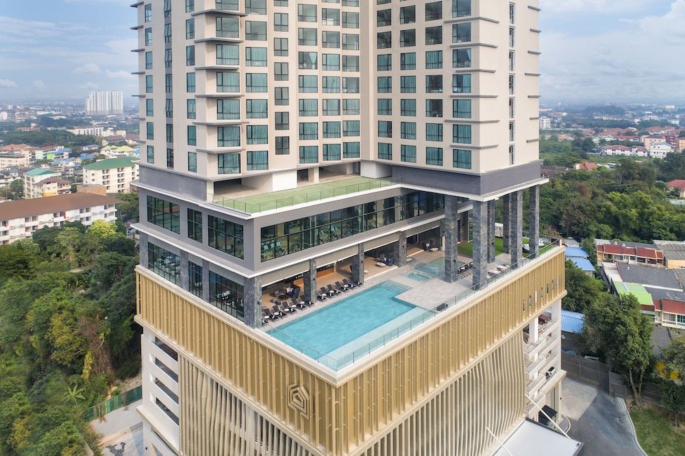 undefined Brighton Grand Hotel Pattaya 3