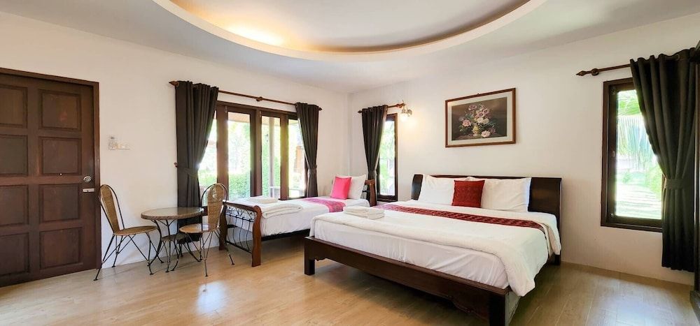 Waterside Resort One Bedroom Home 2