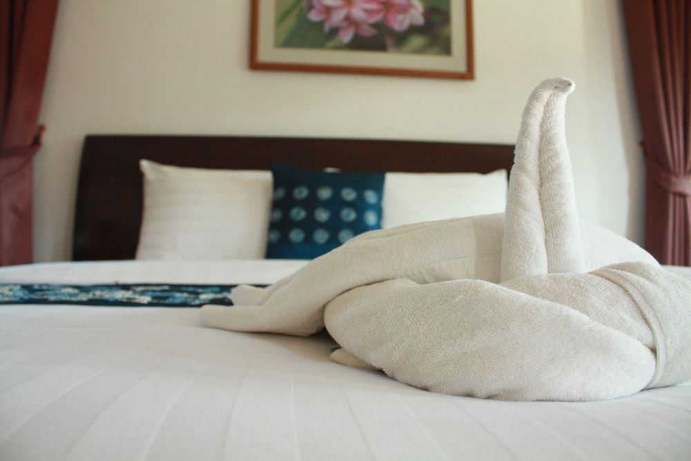 Waterside Resort Deluxe Room 2