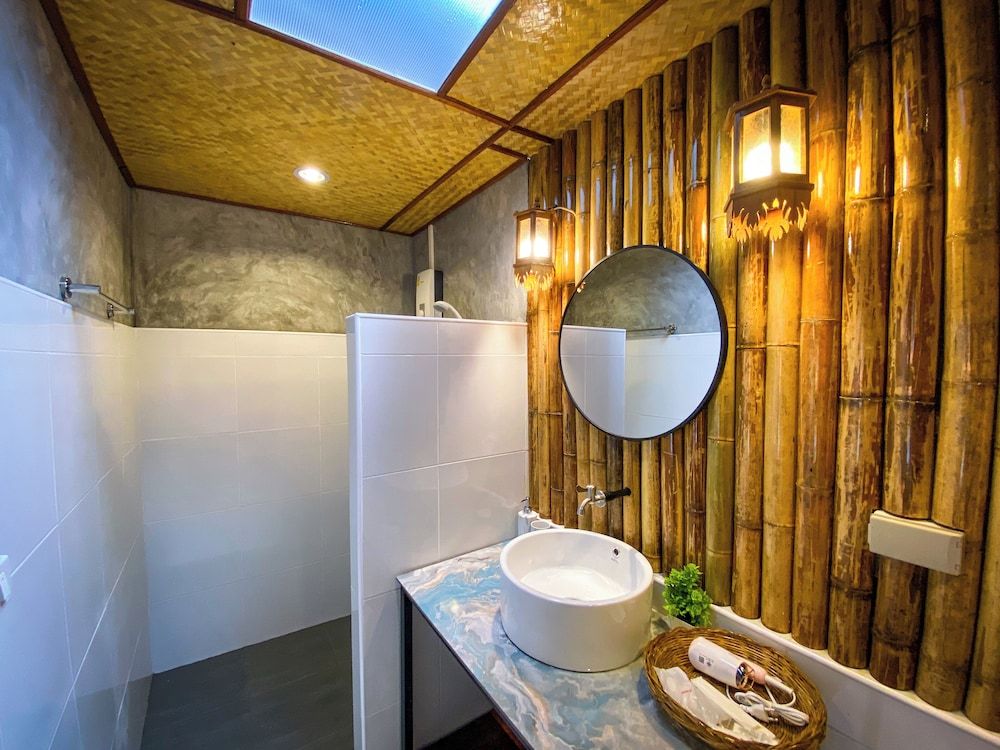 Rapala Rock Wood Resort Grand Deluxe Bungalow 10