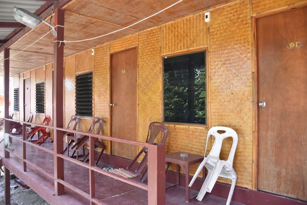 Rapala Rock Wood Resort Double Room with Fan and Shared Bathroom 4