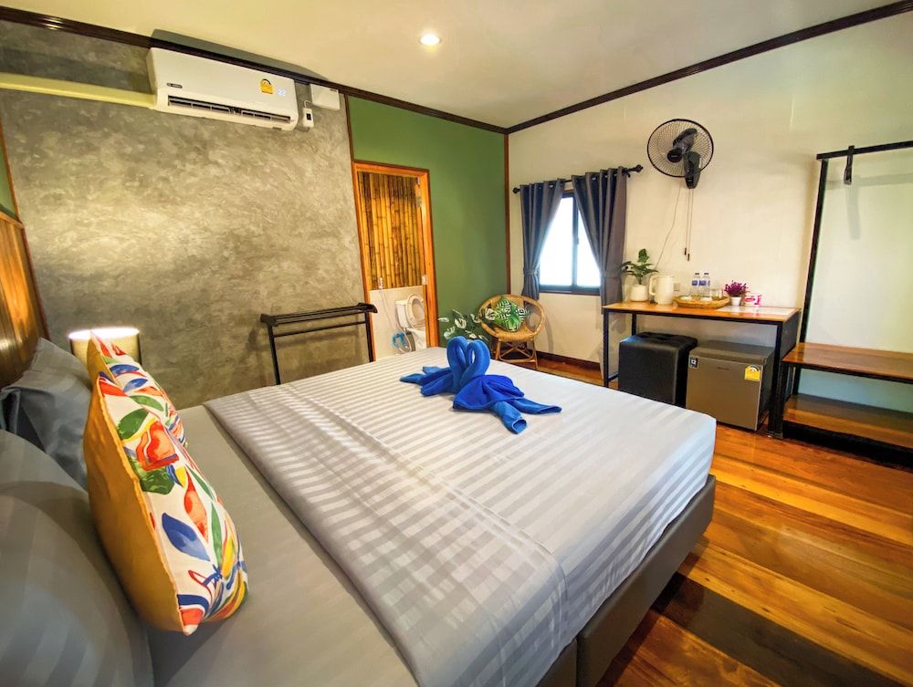 Rapala Rock Wood Resort Grand Deluxe Bungalow 6