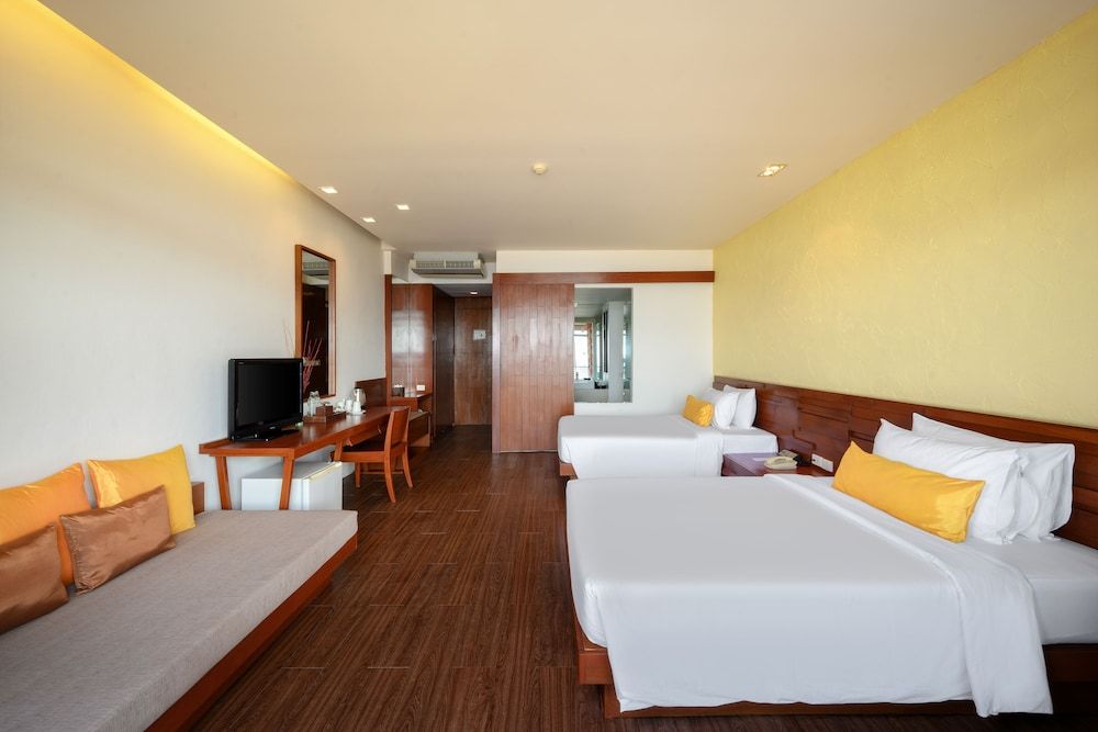 undefined Karon Phunaka Resort 8