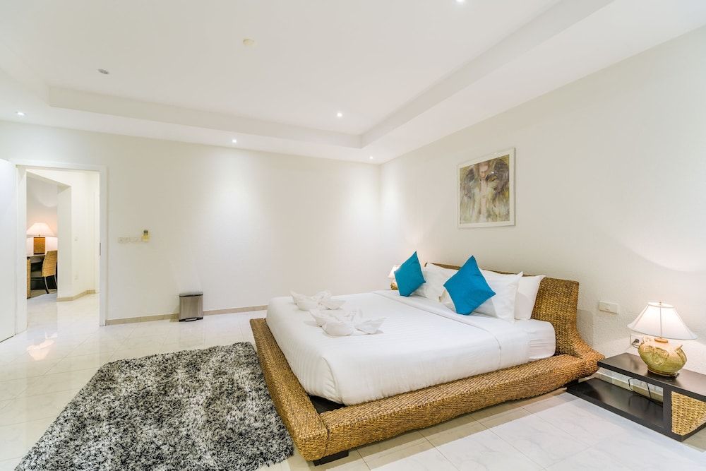 undefined Luxury Pool Villa 52 6